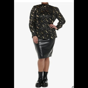 Her Universe Harry Potter Spell Icons Long-Sleeve Woven Button Up Top